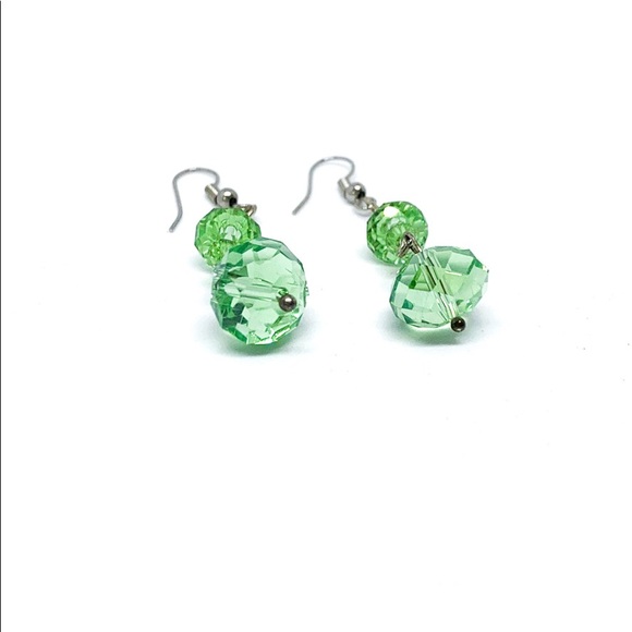 Beautiful Green Dangle post Earrings - Picture 2 of 7